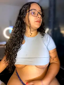 Snapshot of CurlyGirl_1 chatting on 3, 12, 2024 CurlyGirl 1 online show from 3, 12, 2024