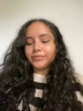 Snapshot of CurlyGirl_1 chatting on 26, 12, 2024 CurlyGirl 1 online show from 26, 12, 2024