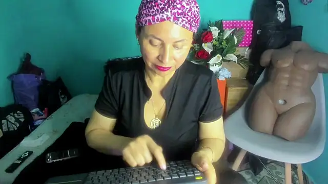 Snapshot of SheraHadee chatting on 29, 5, 2026 SheraHadee online show from 29, 5, 2026