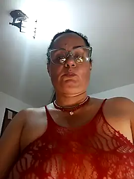 Snapshot of Eunice73 chatting on 4, 1, 2025 Eunice73 online show from 4, 1, 2025