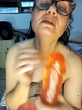 Snapshot of Eunice73 chatting on 1, 2, 2025 Eunice73 online show from 1, 2, 2025