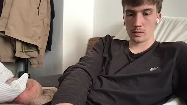 hungandfun05 online show from 8, 10, 2025