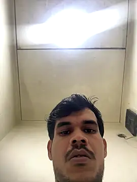 Snapshot of hitlar1026 chatting on 3, 11, 2025 hitlar1026 online show from 3, 11, 2025