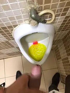 Snapshot of hitlar1026 chatting on 2, 12, 2025 hitlar1026 online show from 2, 12, 2025