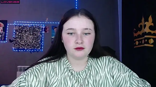 Snapshot of Light_Luna chatting on 23, 5, 2026 Light Luna online show from 23, 5, 2026