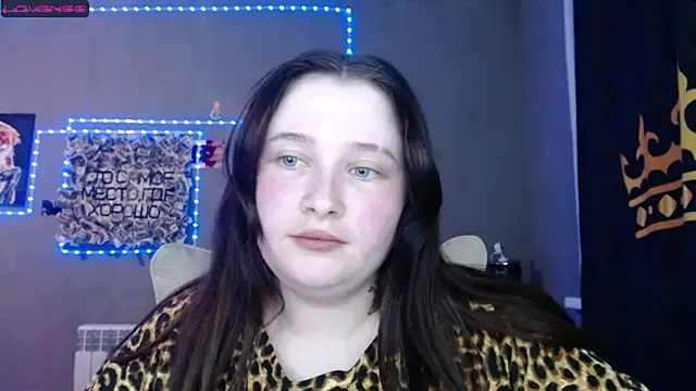 Snapshot of Light_Luna chatting on 29, 5, 2026 Light Luna online show from 29, 5, 2026