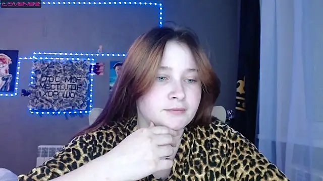 Snapshot of Light_Luna chatting on 31, 5, 2026 Light Luna online show from 31, 5, 2026