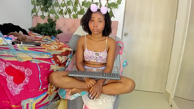 kimmysantoo online show from 5, 3, 2025