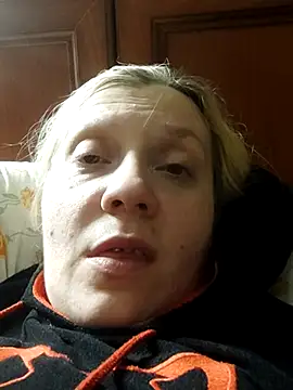 Snapshot of LeraSweet chatting on 18, 6, 2026 LeraSweet online show from 18, 6, 2026