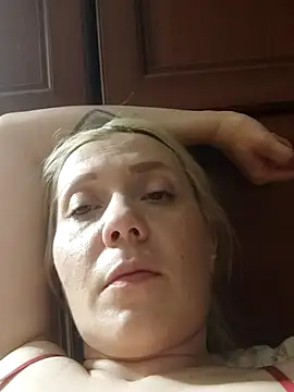 Snapshot of LeraSweet chatting on 1, 8, 2026 LeraSweet online show from 1, 8, 2026