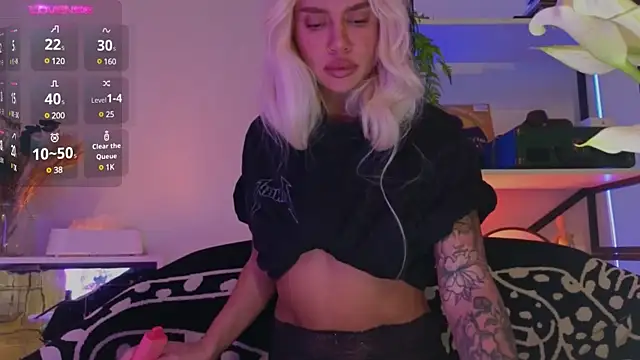 Snapshot of Alice_omg chatting on 10, 12, 2024 Alice omg online show from 10, 12, 2024