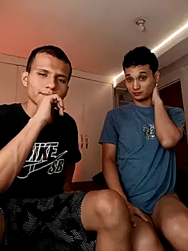 Snapshot of jaylen_and_duke chatting on 4, 10, 2025 jaylen and duke online show from 4, 10, 2025