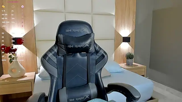 megan cooper28 online show from 25, 9, 2025