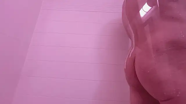 Snapshot of HARD_2QUIT chatting on 4, 2, 2025 HARD 2QUIT online show from 4, 2, 2025