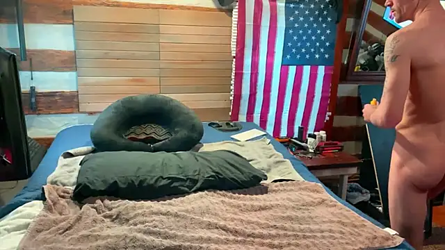 Snapshot of HARD_2QUIT chatting on 22, 3, 2025 HARD 2QUIT online show from 22, 3, 2025