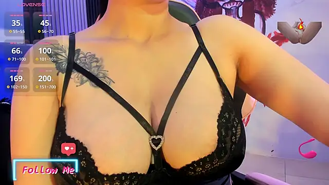 Snapshot of nathalia_zamu chatting on 3, 3, 2026 nathalia zamu online show from 3, 3, 2026