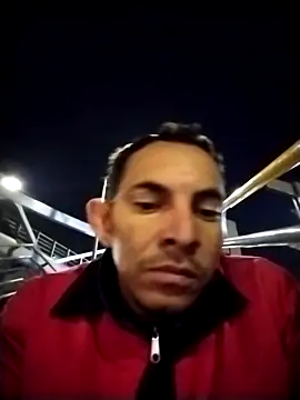 Snapshot of elvergalarga1329 chatting on 17, 12, 2025 elvergalarga1329 online show from 17, 12, 2025