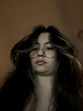 Snapshot of marie2_ chatting on 9, 10, 2025 marie2  online show from 9, 10, 2025