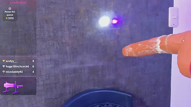 sophia vivas online show from 30, 1, 2025