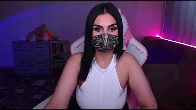   Yasmina   online show from 10, 3, 2025