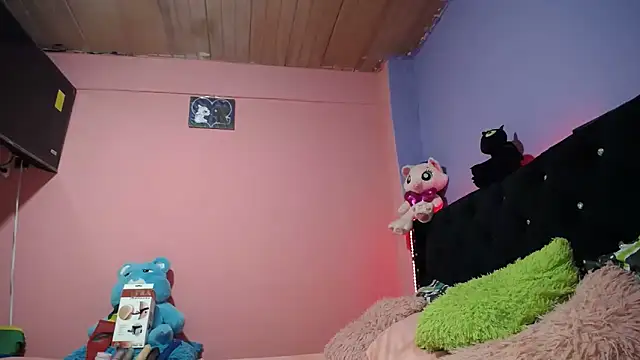 bad couple sex online show from 6, 12, 2024