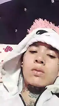 bad couple sex online show from 30, 1, 2025