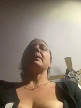 Everlyrose27 online show from 7, 12, 2024