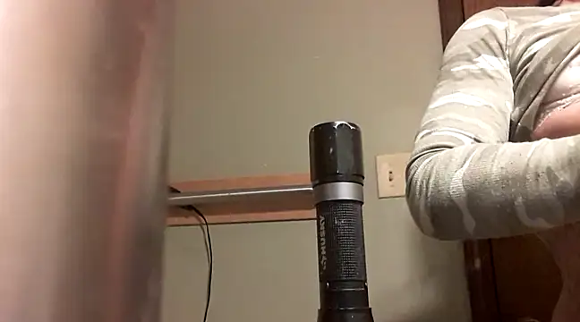 Everlyrose27 online show from 12, 1, 2025