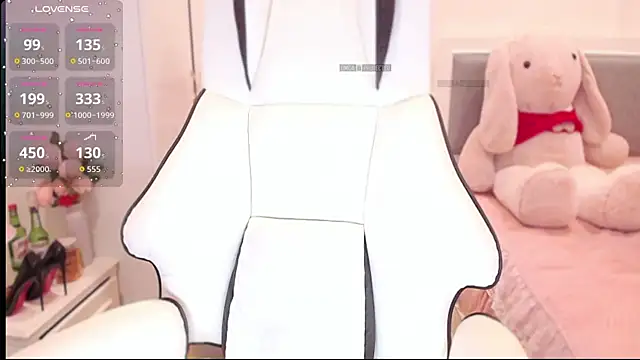 PimChanOK online show from 22, 10, 2025