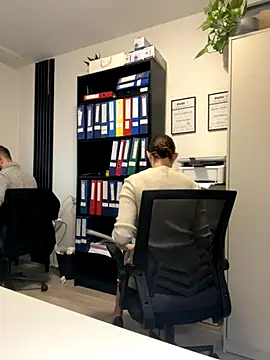 Hii Lolla online show from 18, 11, 2025