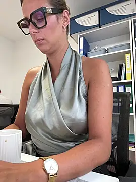 Hii Lolla online show from 4, 7, 2026