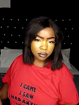 Snapshot of rosey_cheeks chatting on 18, 12, 2025 rosey cheeks online show from 18, 12, 2025