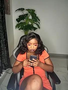 Snapshot of rosey_cheeks chatting on 18, 4, 2026 rosey cheeks online show from 18, 4, 2026