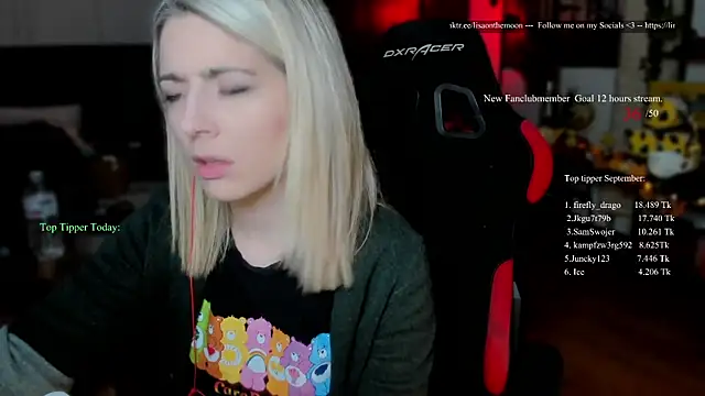 Lisaonthemoon online show from 1, 10, 2025