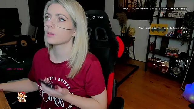 Lisaonthemoon online show from 17, 12, 2025