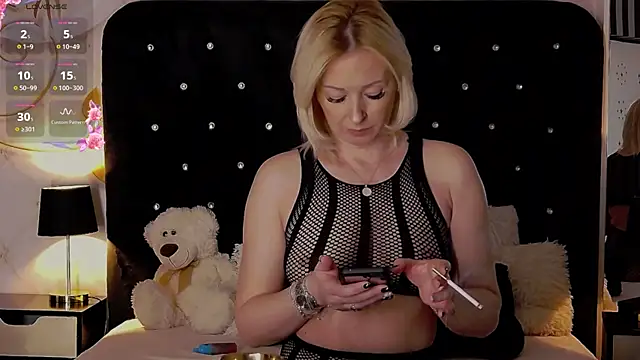 OliviaShaw23 online show from 23, 1, 2025