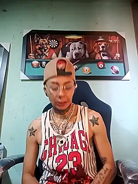 Snapshot of real_fenix chatting on 28, 9, 2025 real fenix online show from 28, 9, 2025