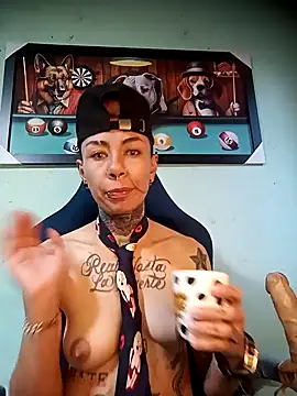 Snapshot of real_fenix chatting on 30, 9, 2025 real fenix online show from 30, 9, 2025