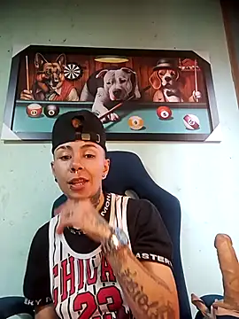 Snapshot of real_fenix chatting on 15, 10, 2025 real fenix online show from 15, 10, 2025