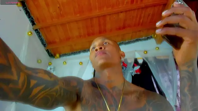 esteveen ortegas  online show from 11, 3, 2026