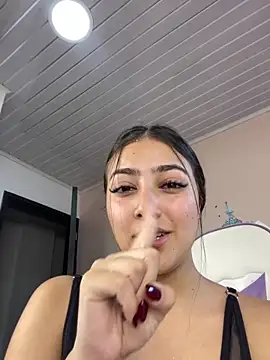 lili turner online show from 10, 12, 2024