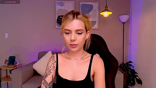 MirandaShaw online show from 13, 1, 2025