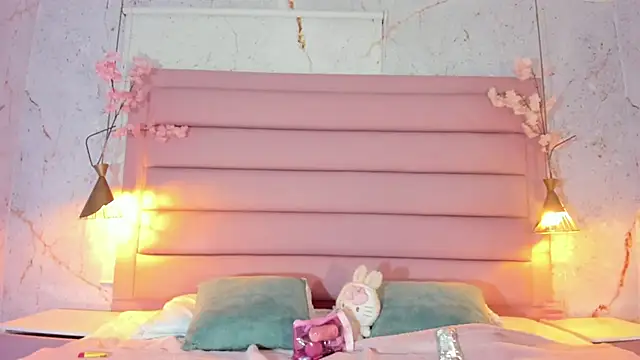 Lezy  online show from 16, 10, 2025