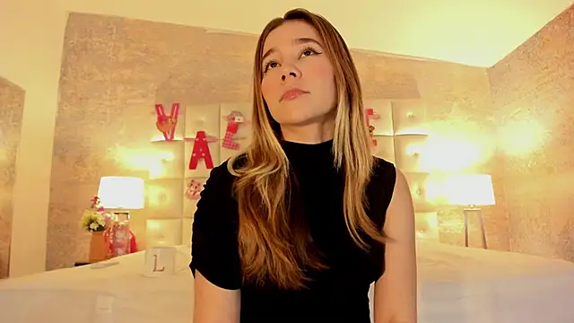 Snapshot of Lezy_ chatting on 15, 2, 2026 Lezy online show from 15, 2, 2026