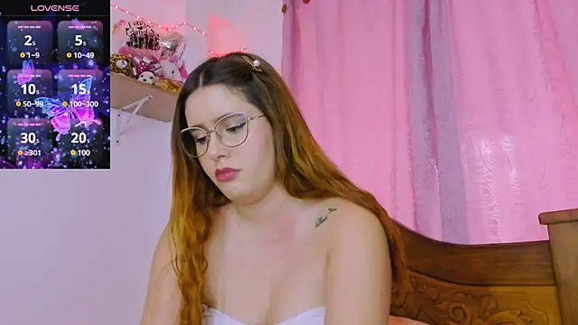 Snapshot of ParisShayk chatting on 22, 3, 2025 ParisShayk online show from 22, 3, 2025