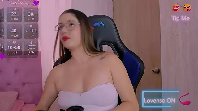 ParisShayk online show from 28, 2, 2026