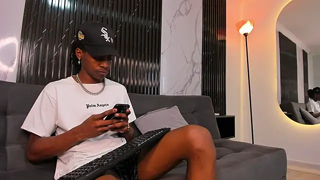 BRYXXXON1 online show from 5, 12, 2024