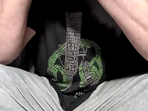 Snapshot of Dogz_n_daugthers chatting on 22, 12, 2024 Dogz n daugthers online show from 22, 12, 2024