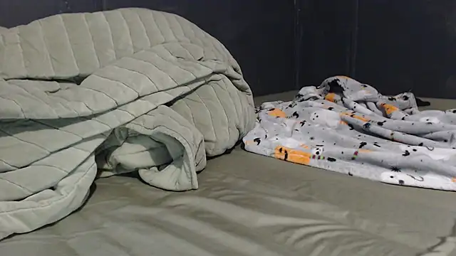 Snapshot of Dogz_n_daugthers chatting on 20, 1, 2025 Dogz n daugthers online show from 20, 1, 2025