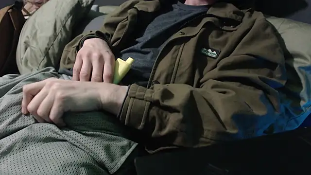 Snapshot of Dogz_n_daugthers chatting on 3, 2, 2025 Dogz n daugthers online show from 3, 2, 2025